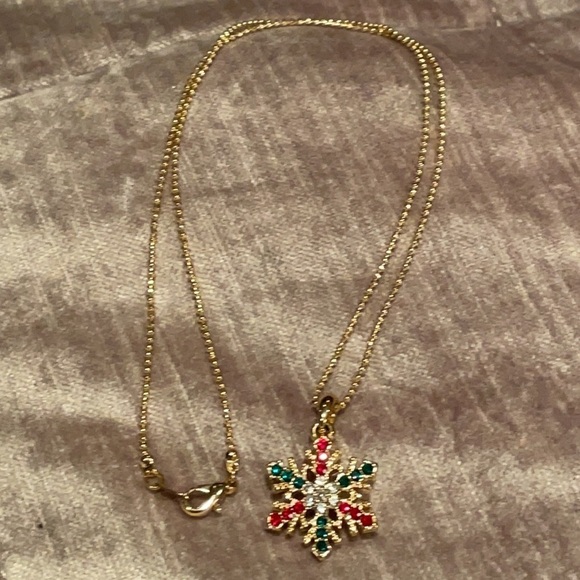 Colorful  Snowflake Pendant Necklace g - Picture 3 of 5